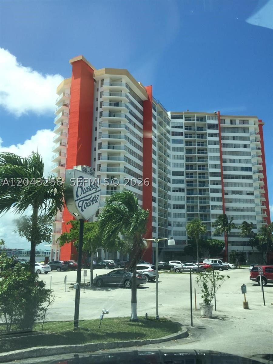 BUCKLEY TOWERS CONDO - EA - Residential