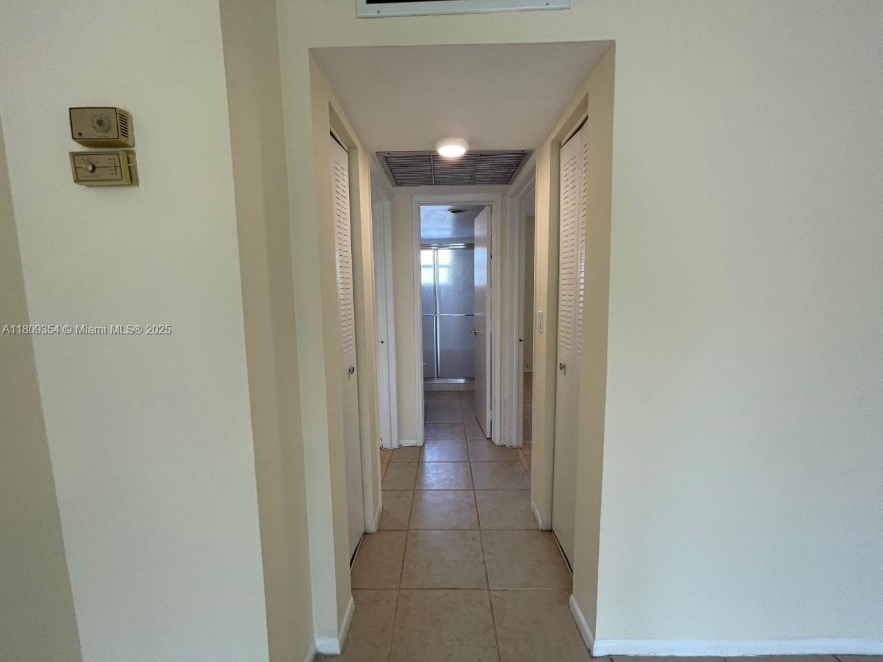 LIVE OAK CONDO TWELVE - Residential Lease