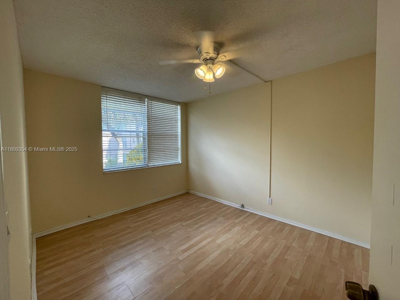 LIVE OAK CONDO TWELVE - Residential Lease