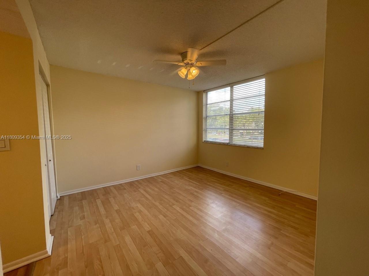 LIVE OAK CONDO TWELVE - Residential Lease