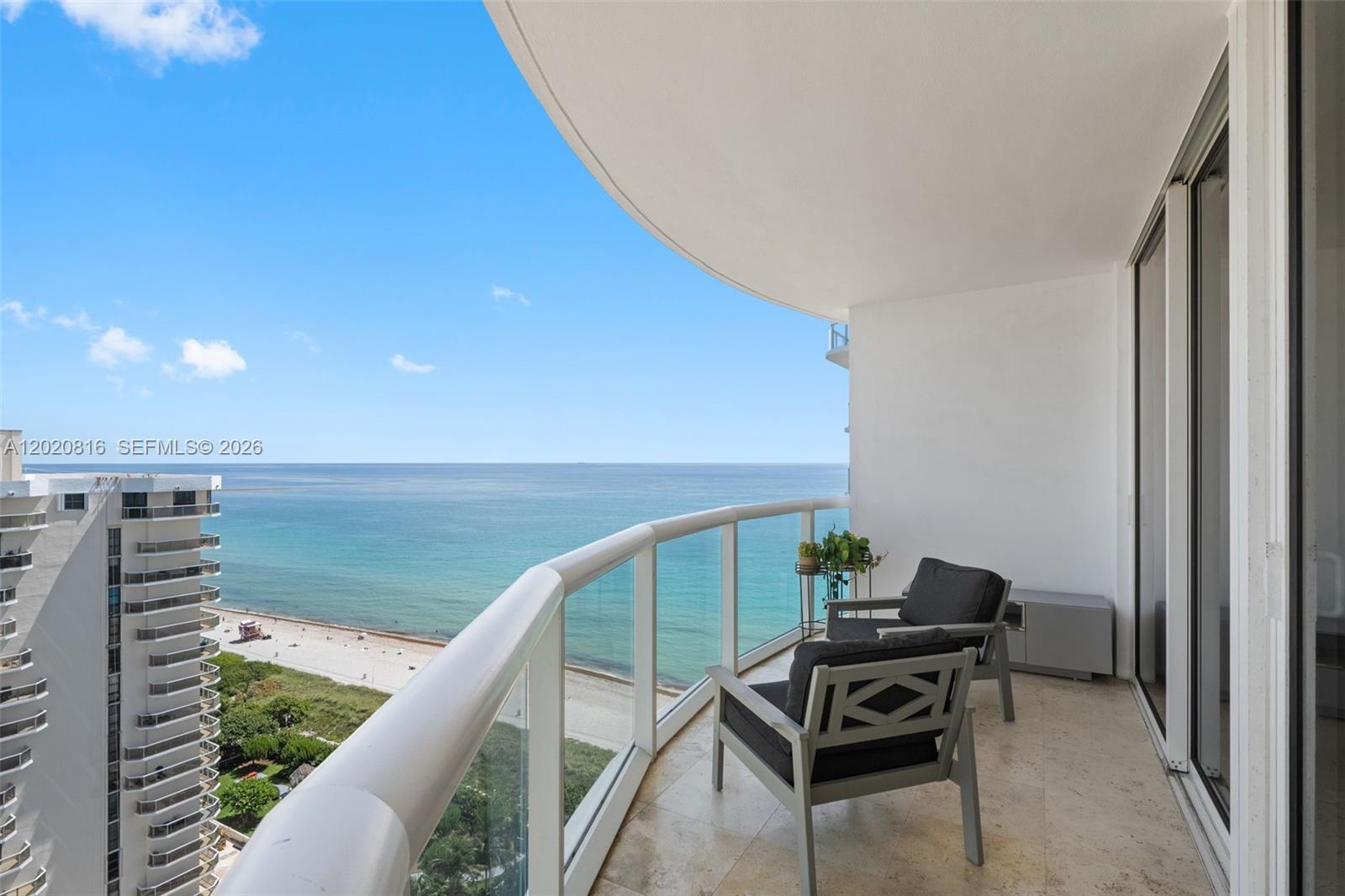 AKOYA CONDO - Residential