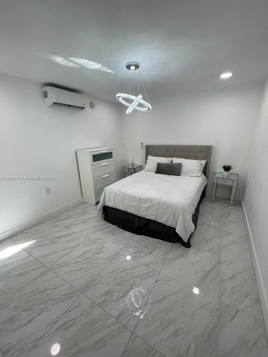 BISCAYNE GARDENS SEC H PA - Residential Lease