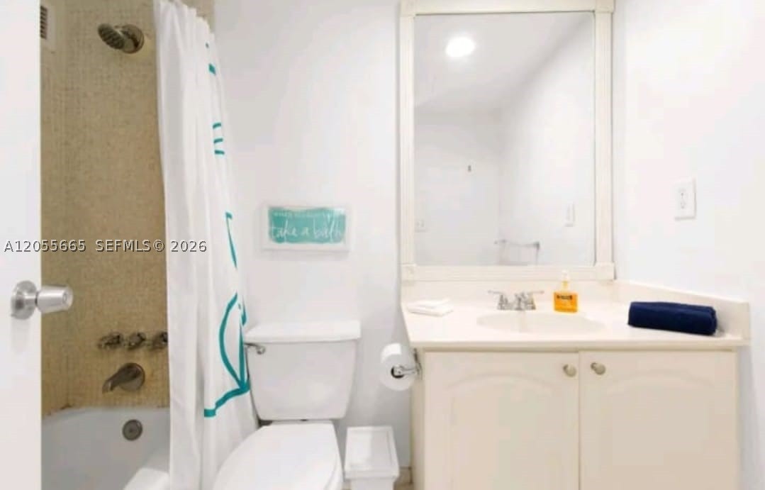 TIDES ON HOLLYWOOD BEACH - Residential Lease