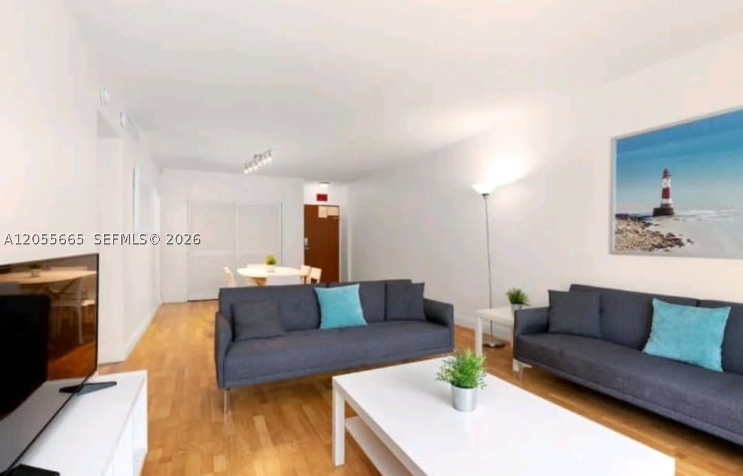 TIDES ON HOLLYWOOD BEACH - Residential Lease