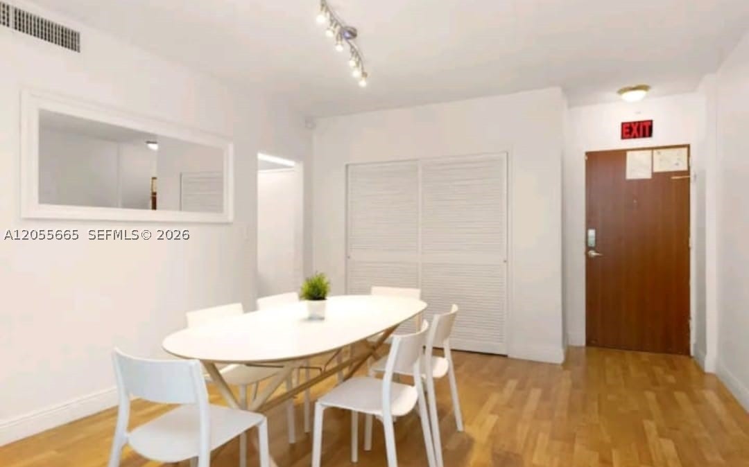 TIDES ON HOLLYWOOD BEACH - Residential Lease