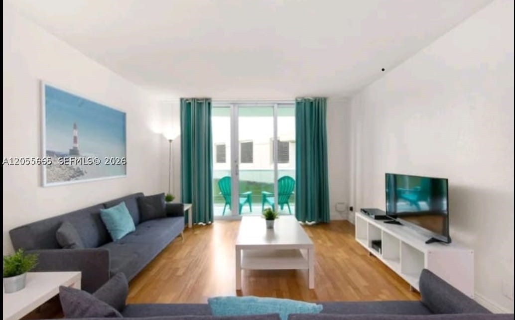 TIDES ON HOLLYWOOD BEACH - Residential Lease