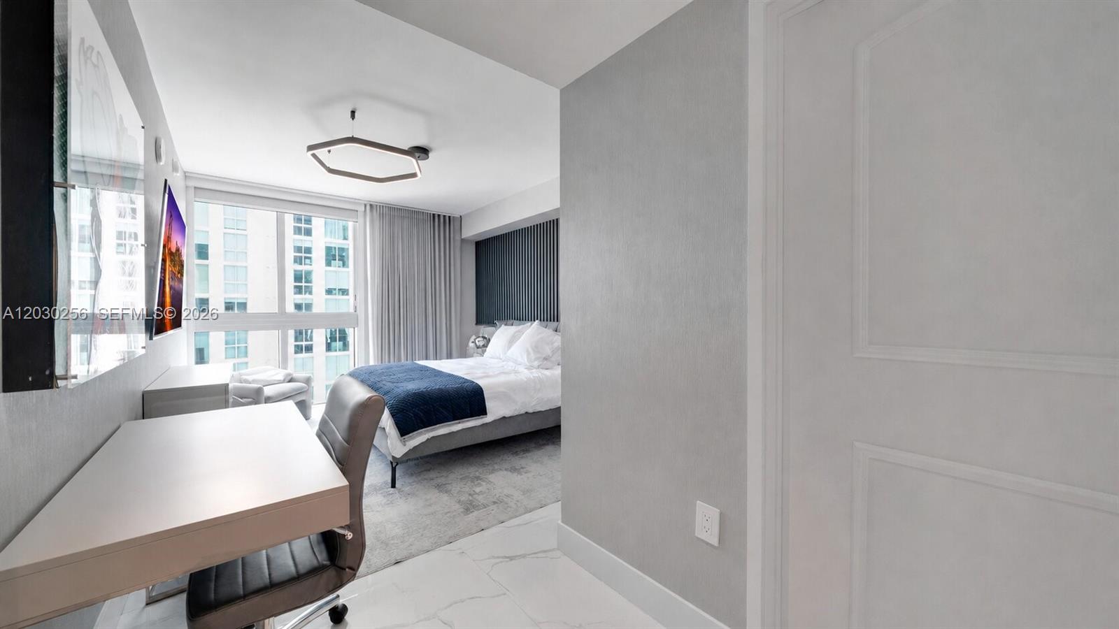 PARQUE TOWERS CONDO - Residential