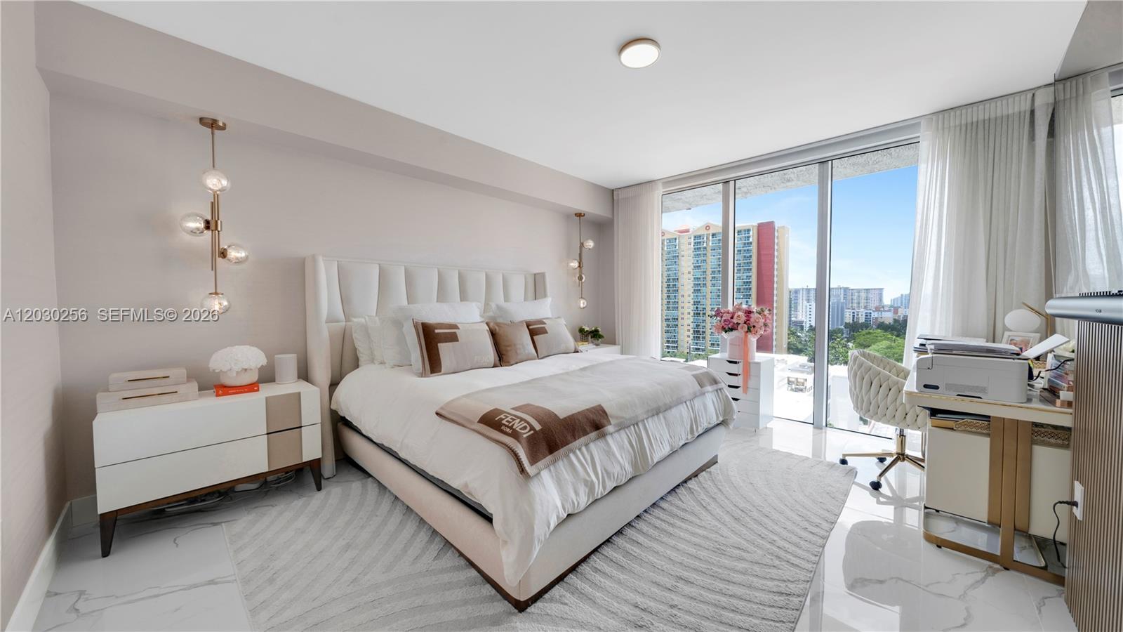 PARQUE TOWERS CONDO - Residential