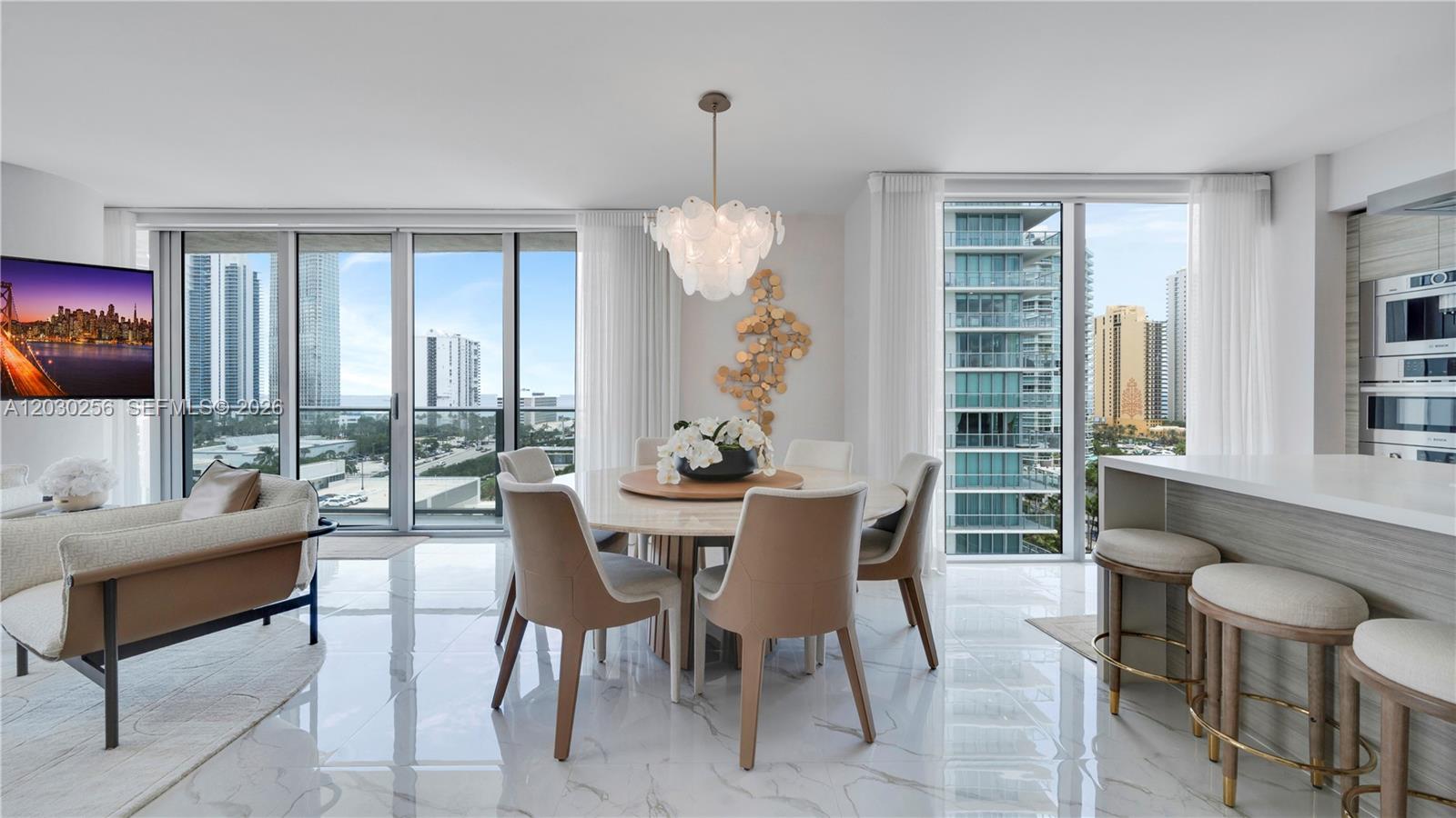 PARQUE TOWERS CONDO - Residential