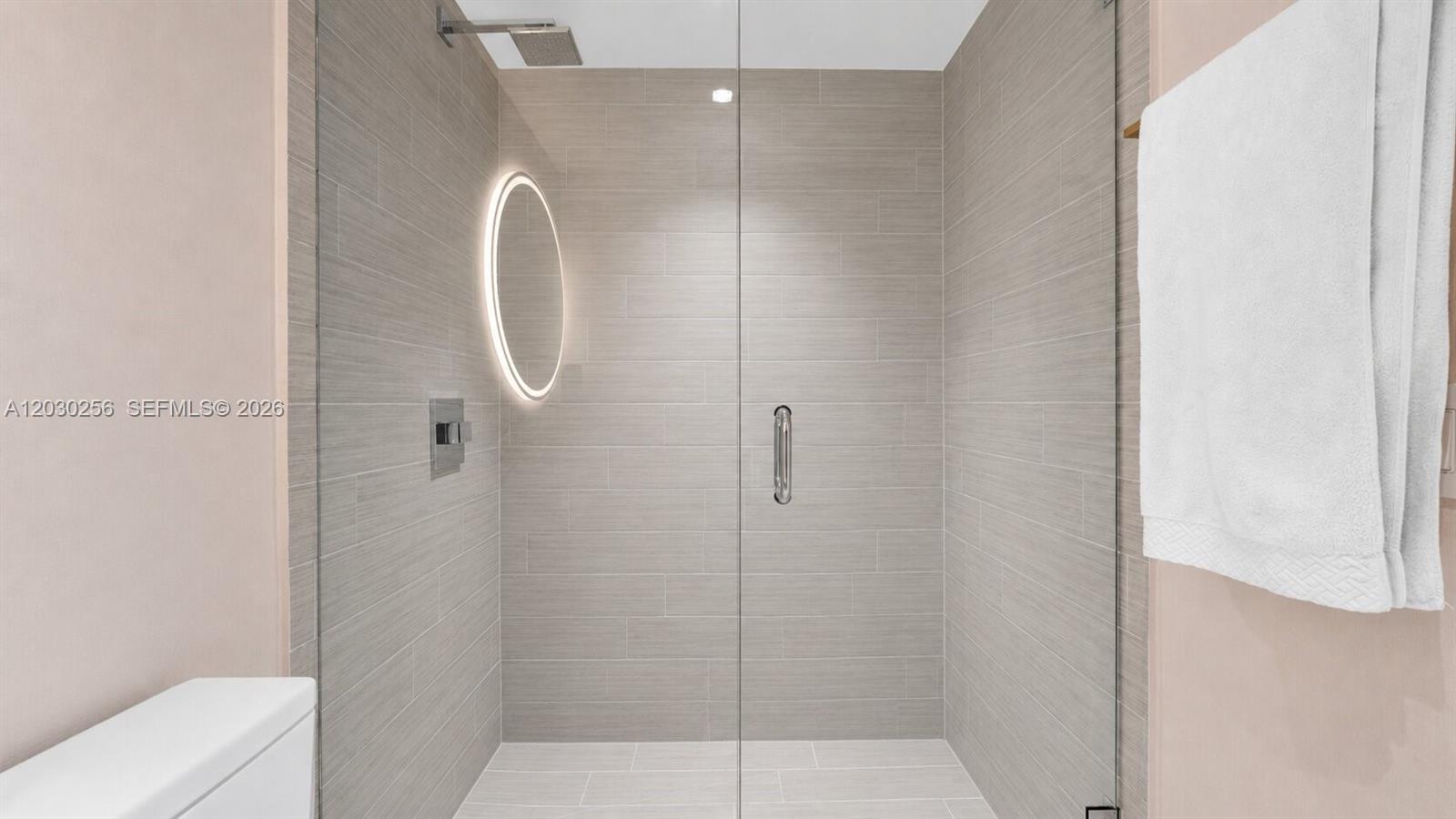 PARQUE TOWERS CONDO - Residential