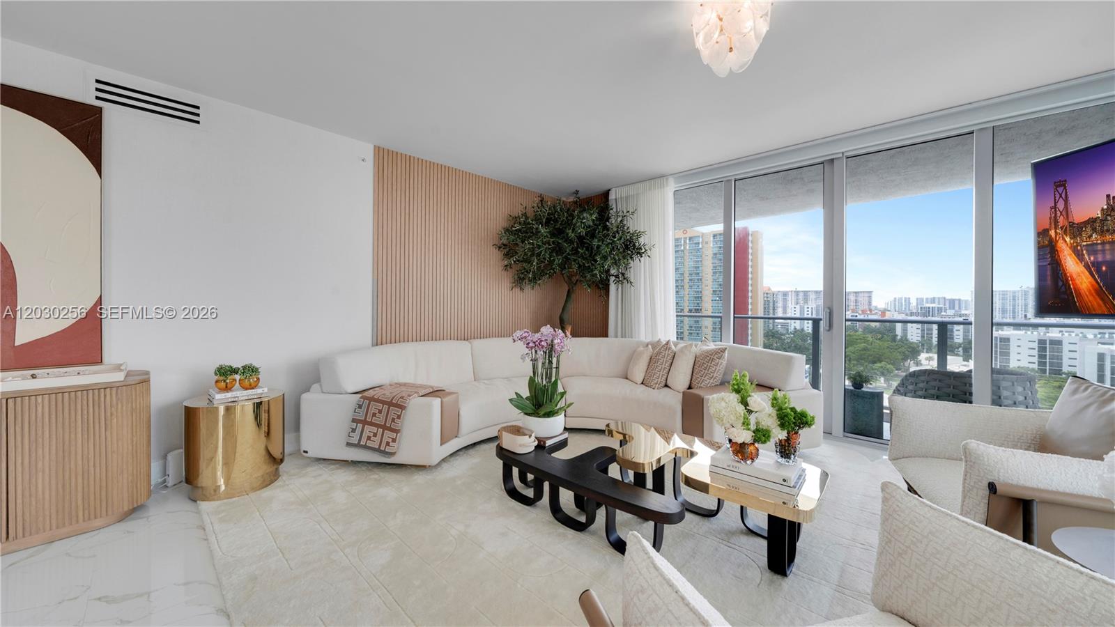 PARQUE TOWERS CONDO - Residential