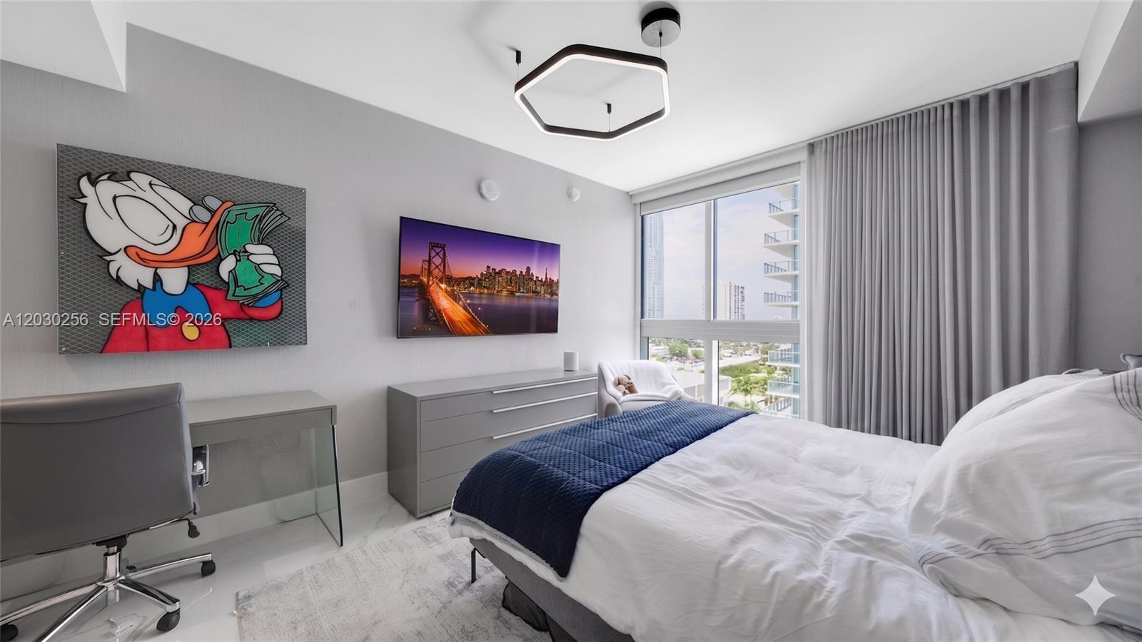 PARQUE TOWERS CONDO - Residential