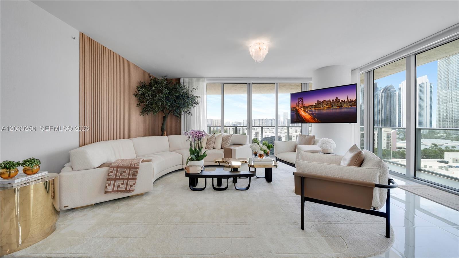 PARQUE TOWERS CONDO - Residential