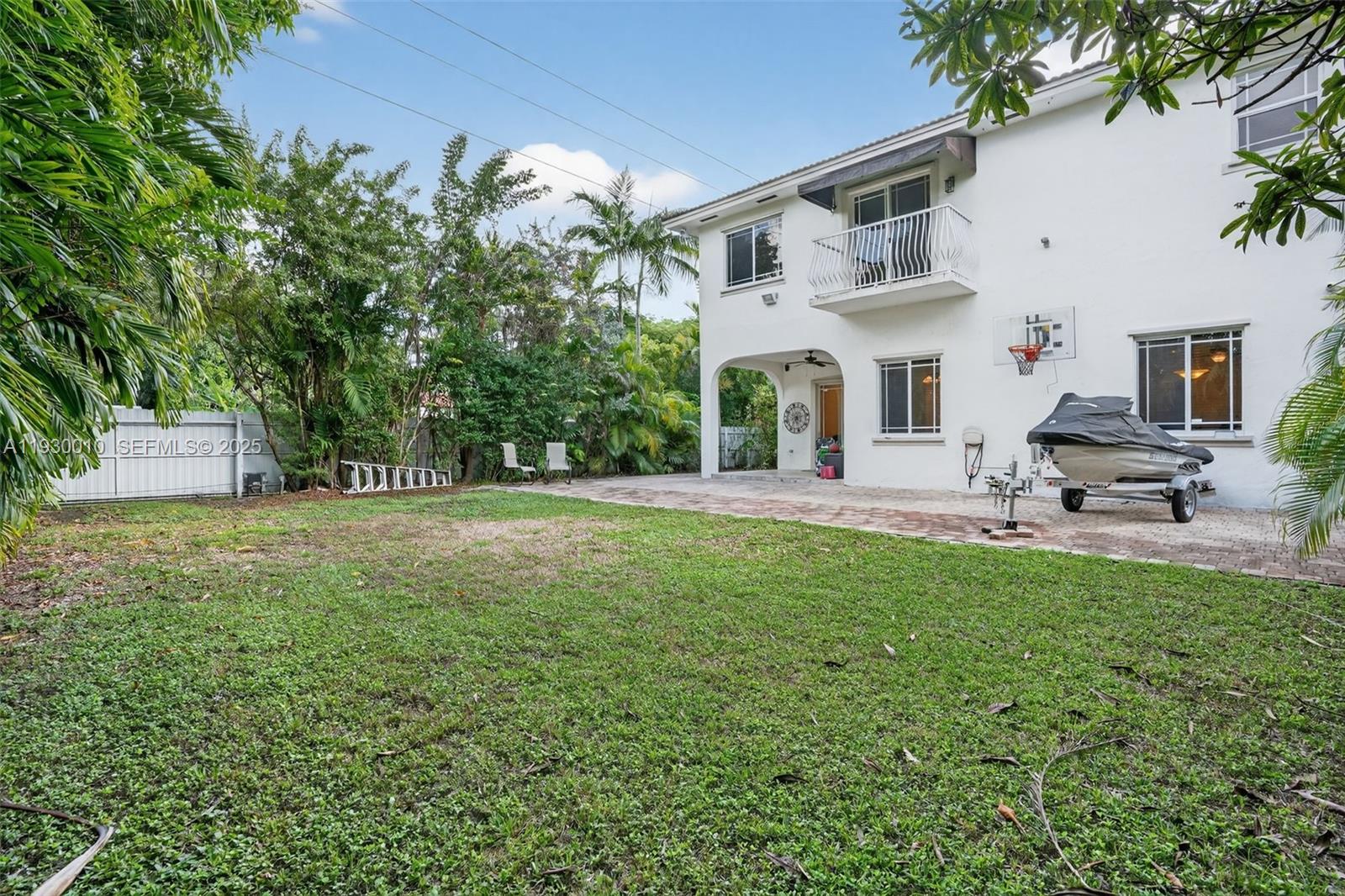 MCALLISTER TERR - Residential