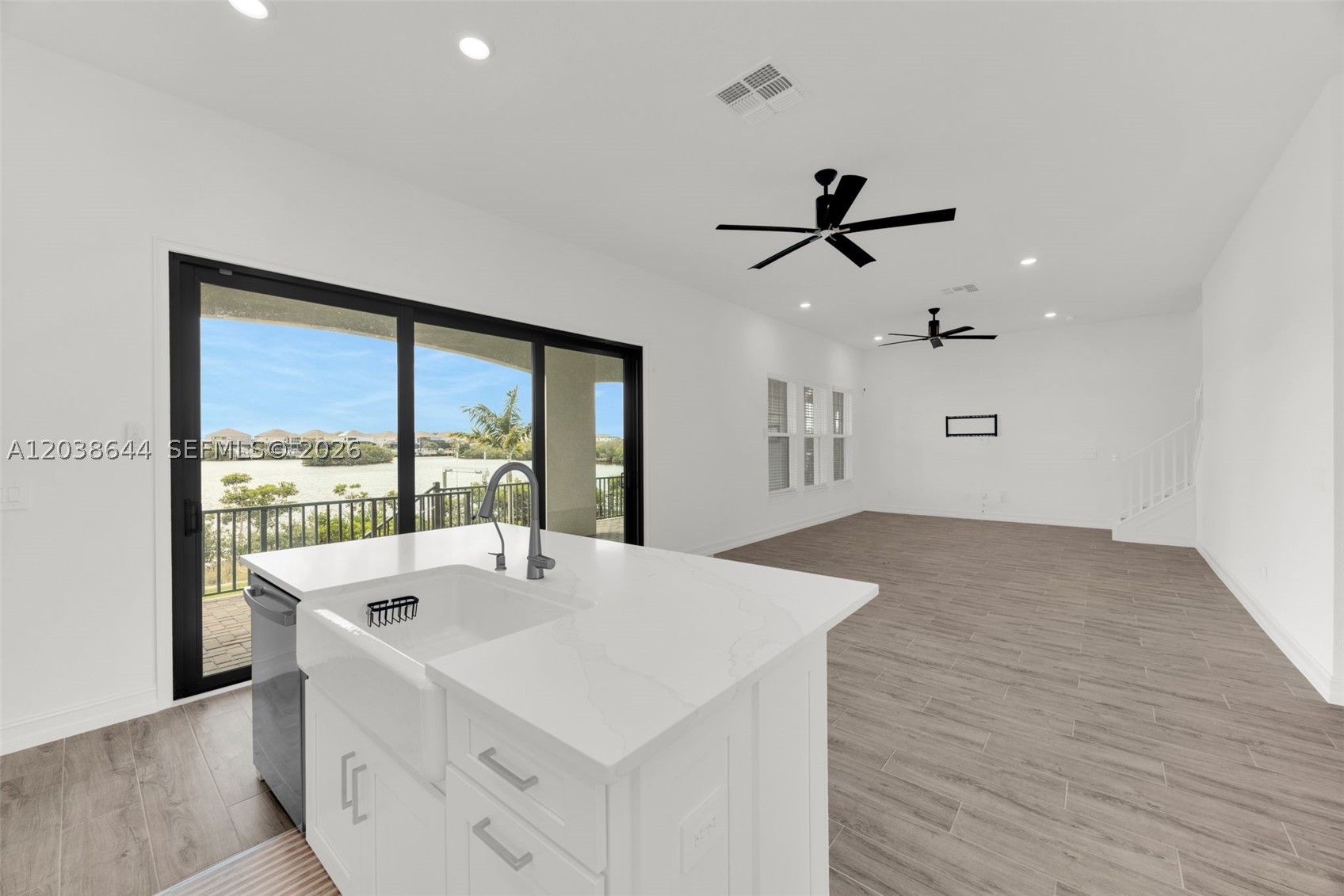 ANTIGUA COVE - Residential