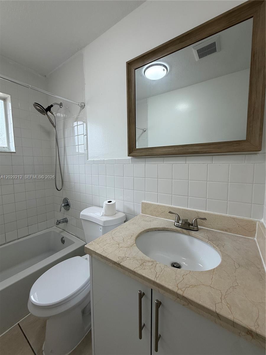VILLA VERANDA CONDO - Residential Lease