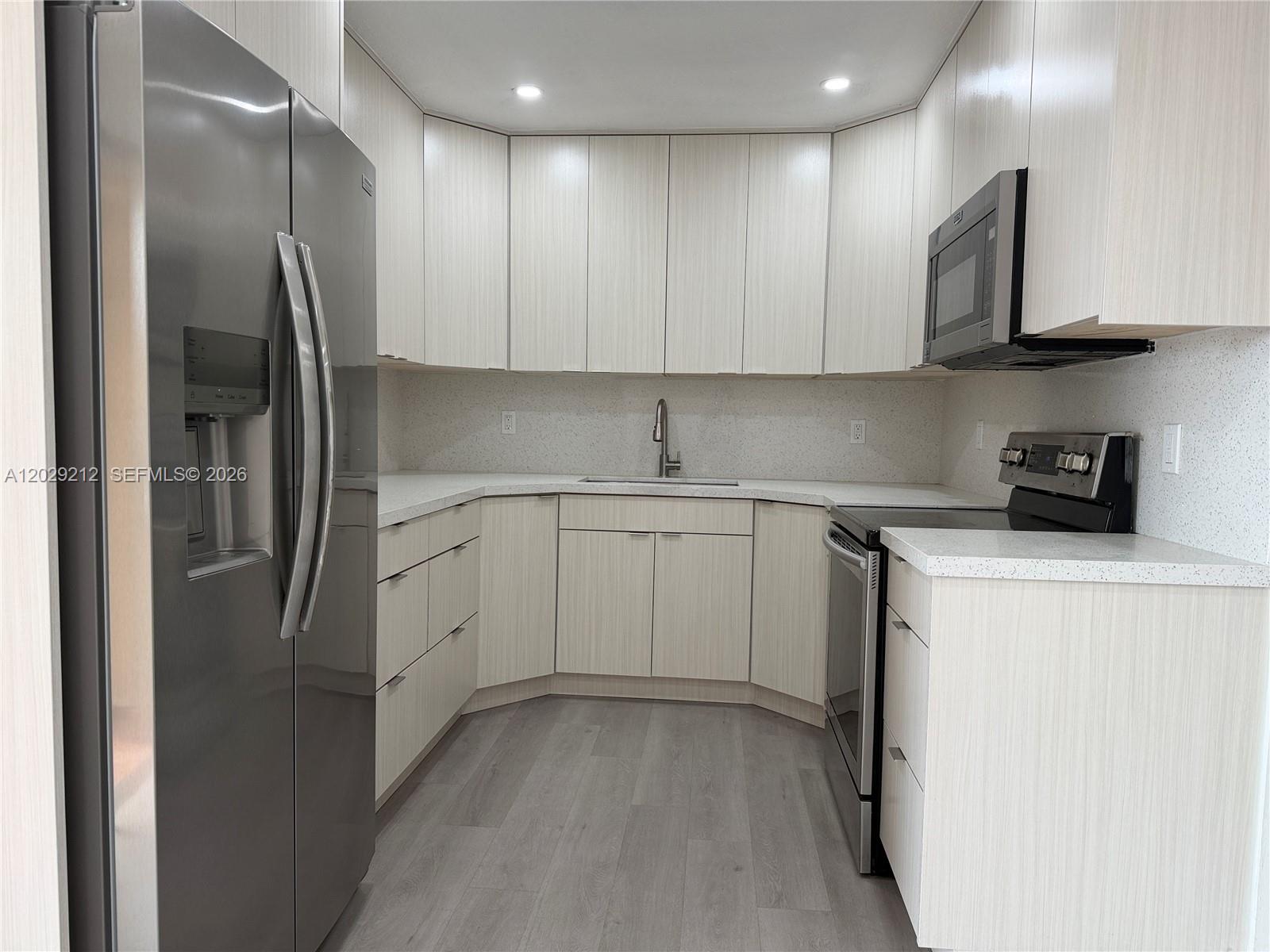 VILLA VERANDA CONDO - Residential Lease