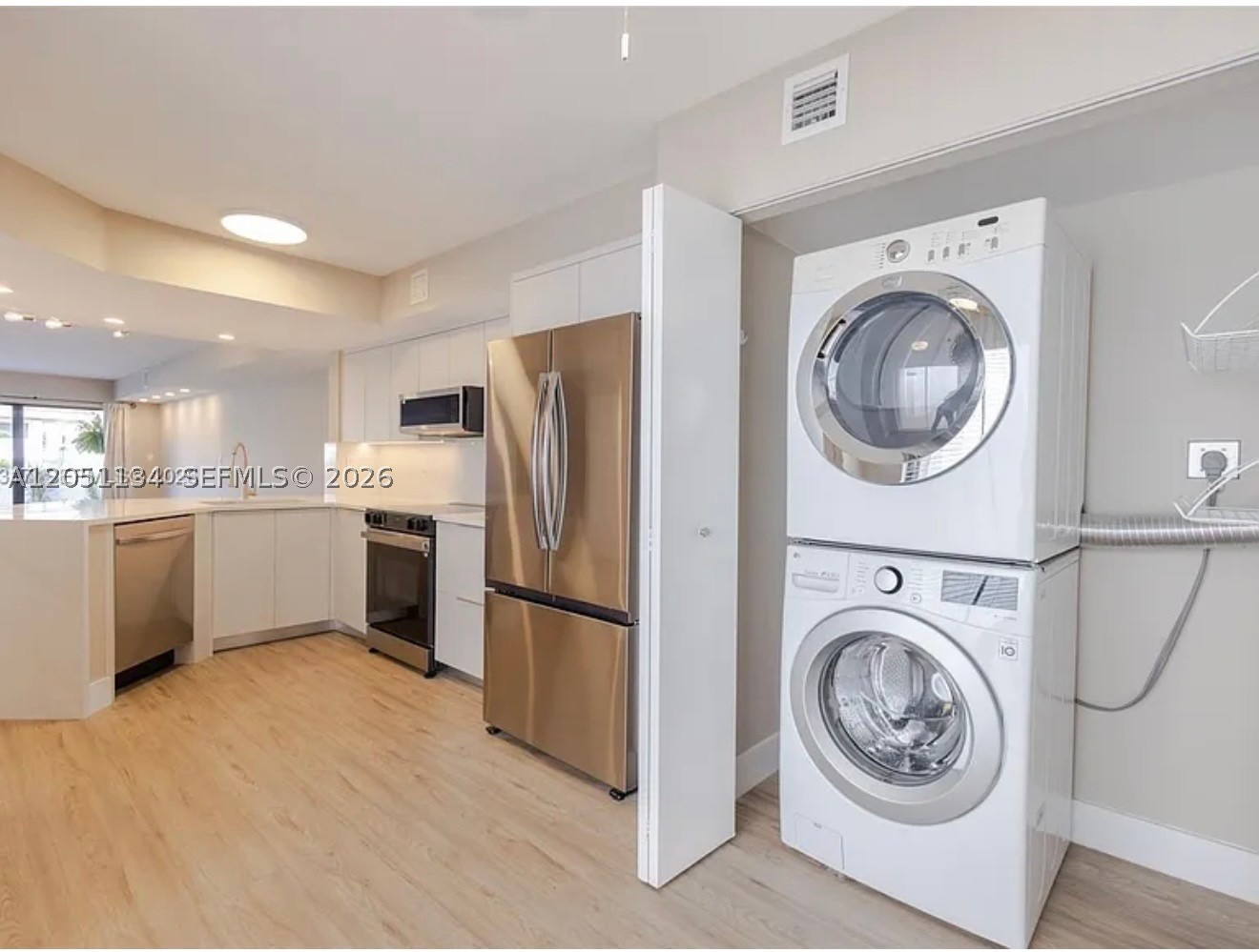 MARINER VILLAGE GARDEN CO - Residential Lease