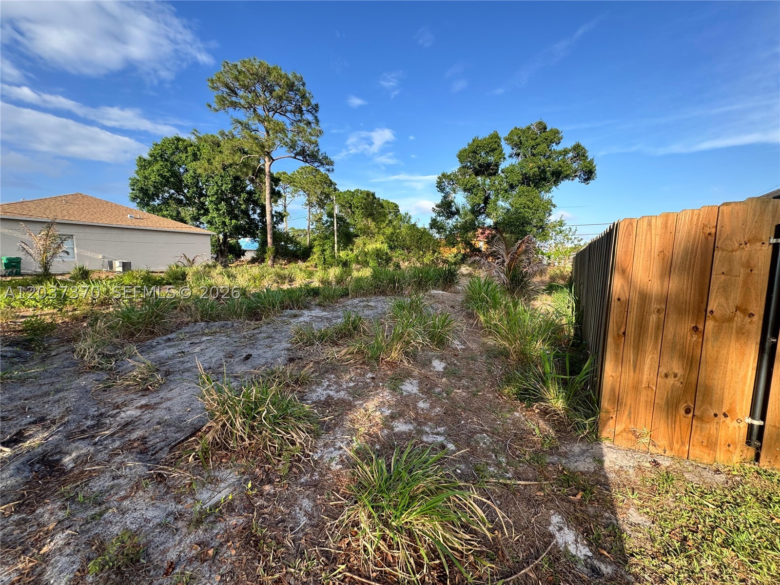 PORT ST LUCIE SECTION 19 - Land