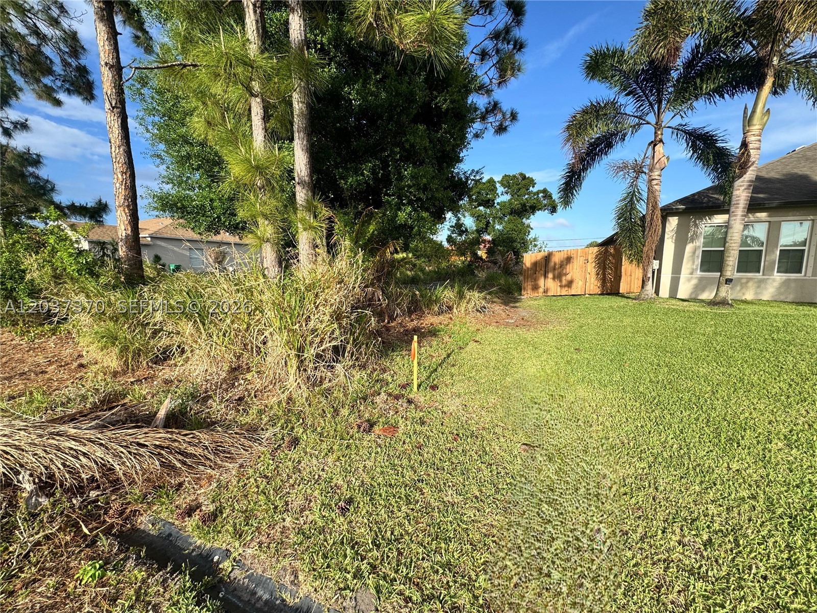 PORT ST LUCIE SECTION 19 - Land