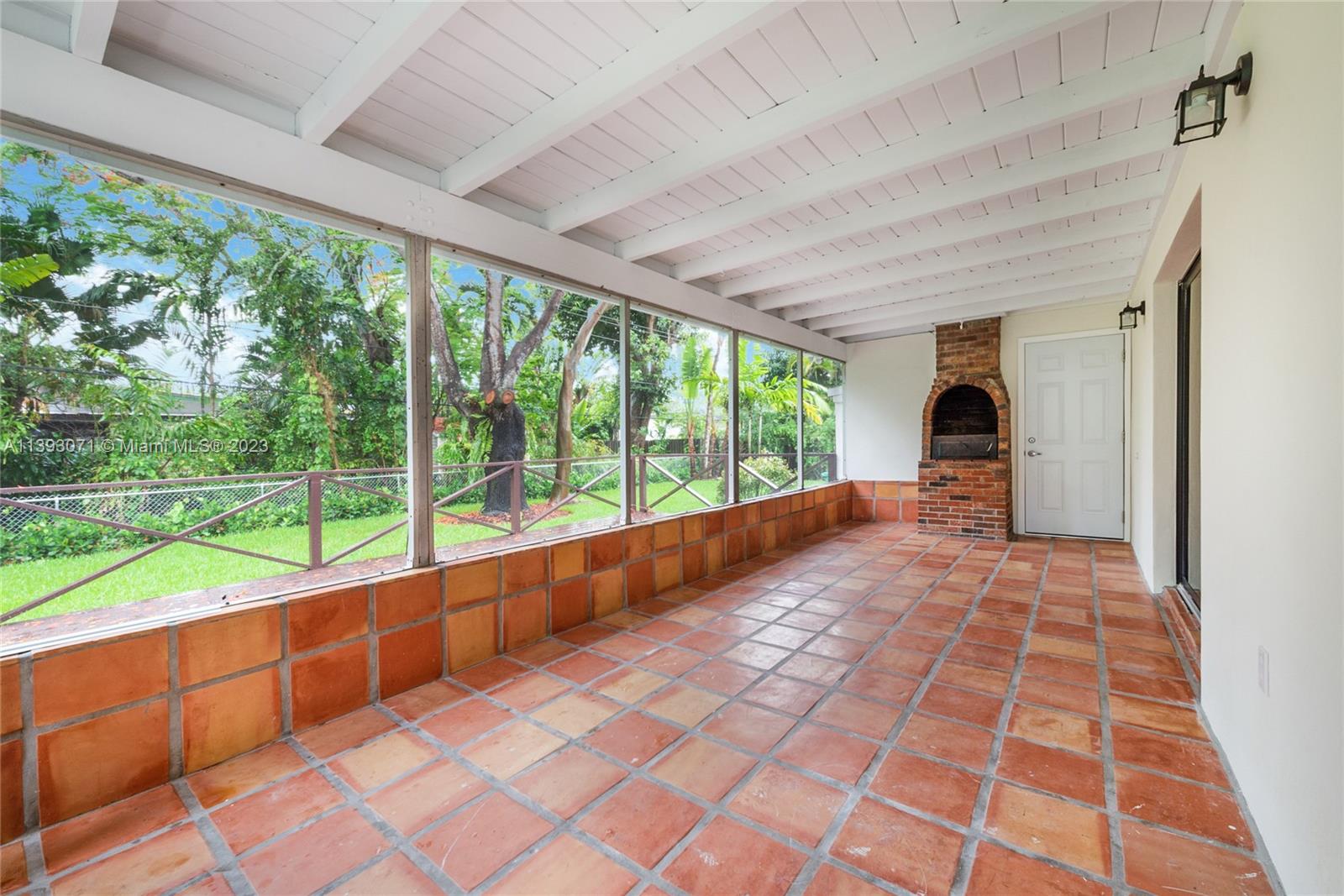 KENDAL RANCHES - Residential Lease