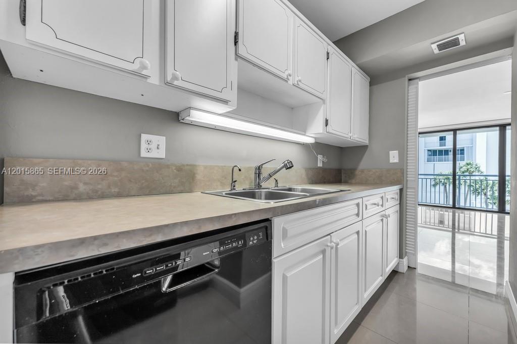 PILOT HOUSE CONDO - Residential