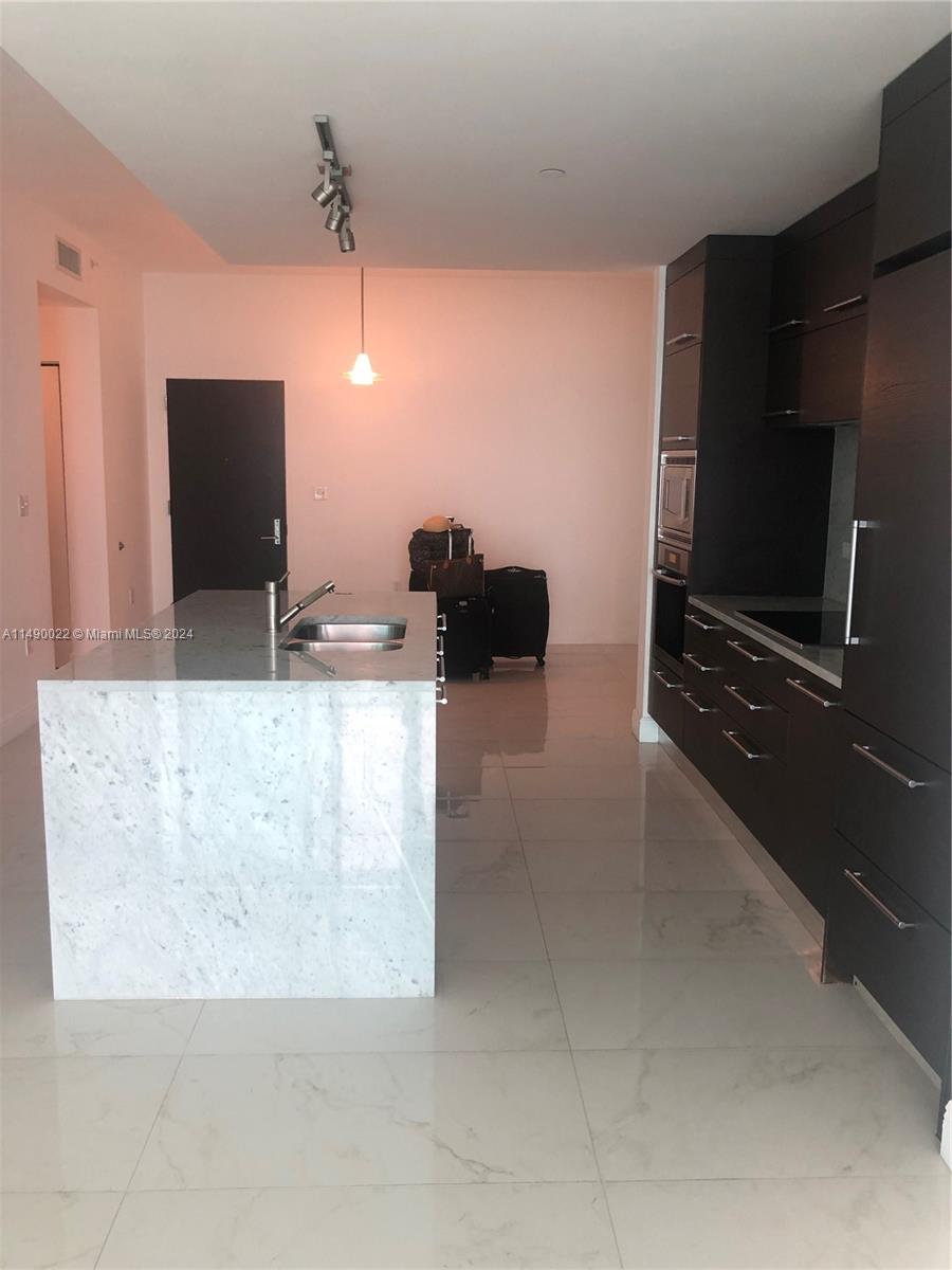 900 BISCAYNE BAY CONDO - Residential