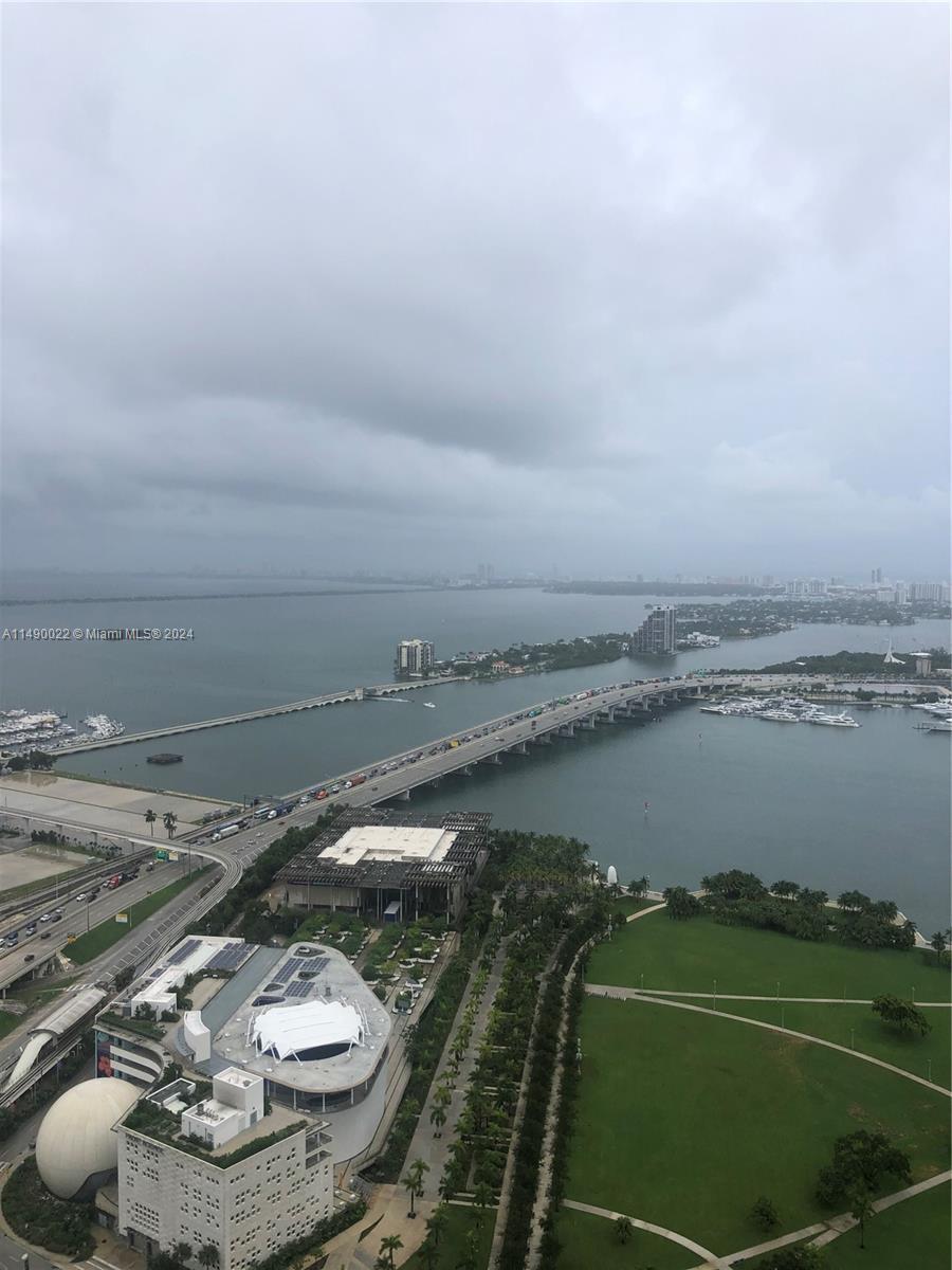 900 BISCAYNE BAY CONDO - Residential