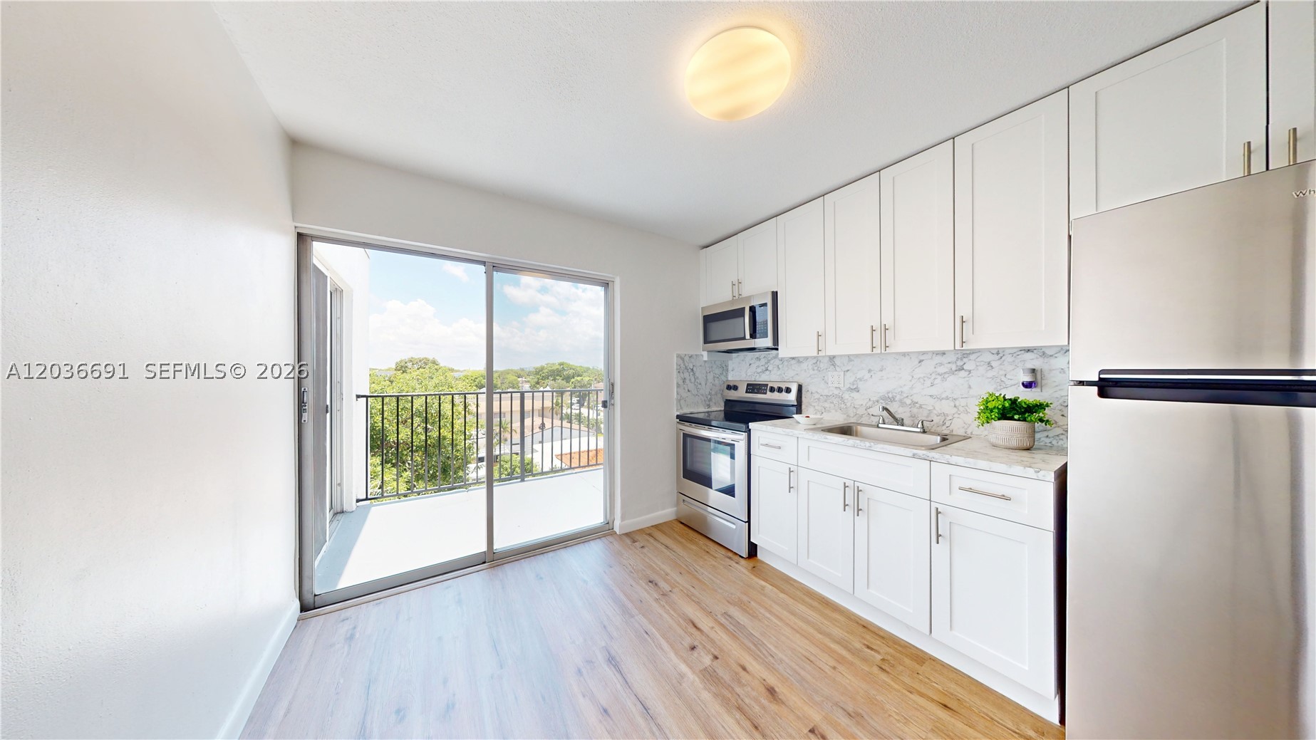 CAROLINA HEIGHTS - Residential Lease