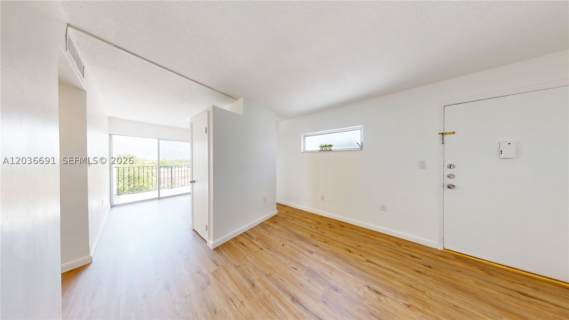 CAROLINA HEIGHTS - Residential Lease
