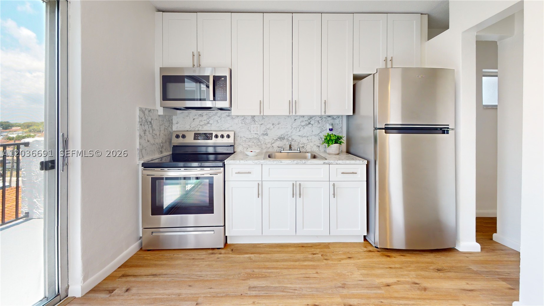 CAROLINA HEIGHTS - Residential Lease
