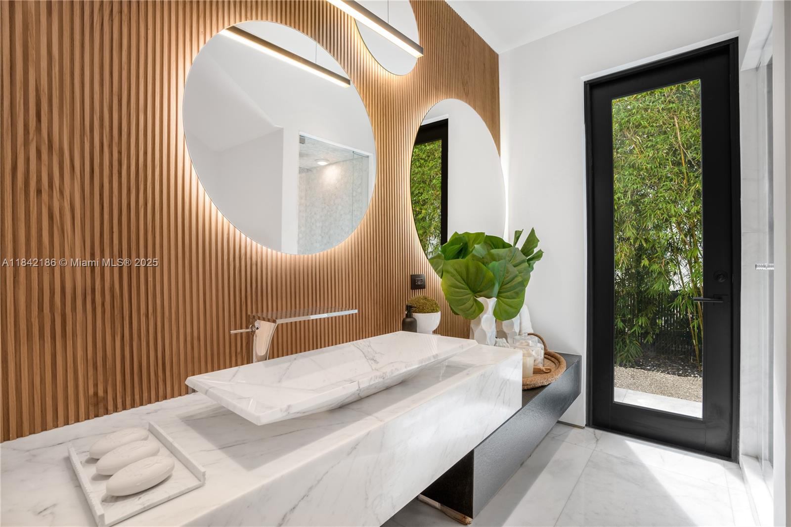 BAY POINT - Residential
