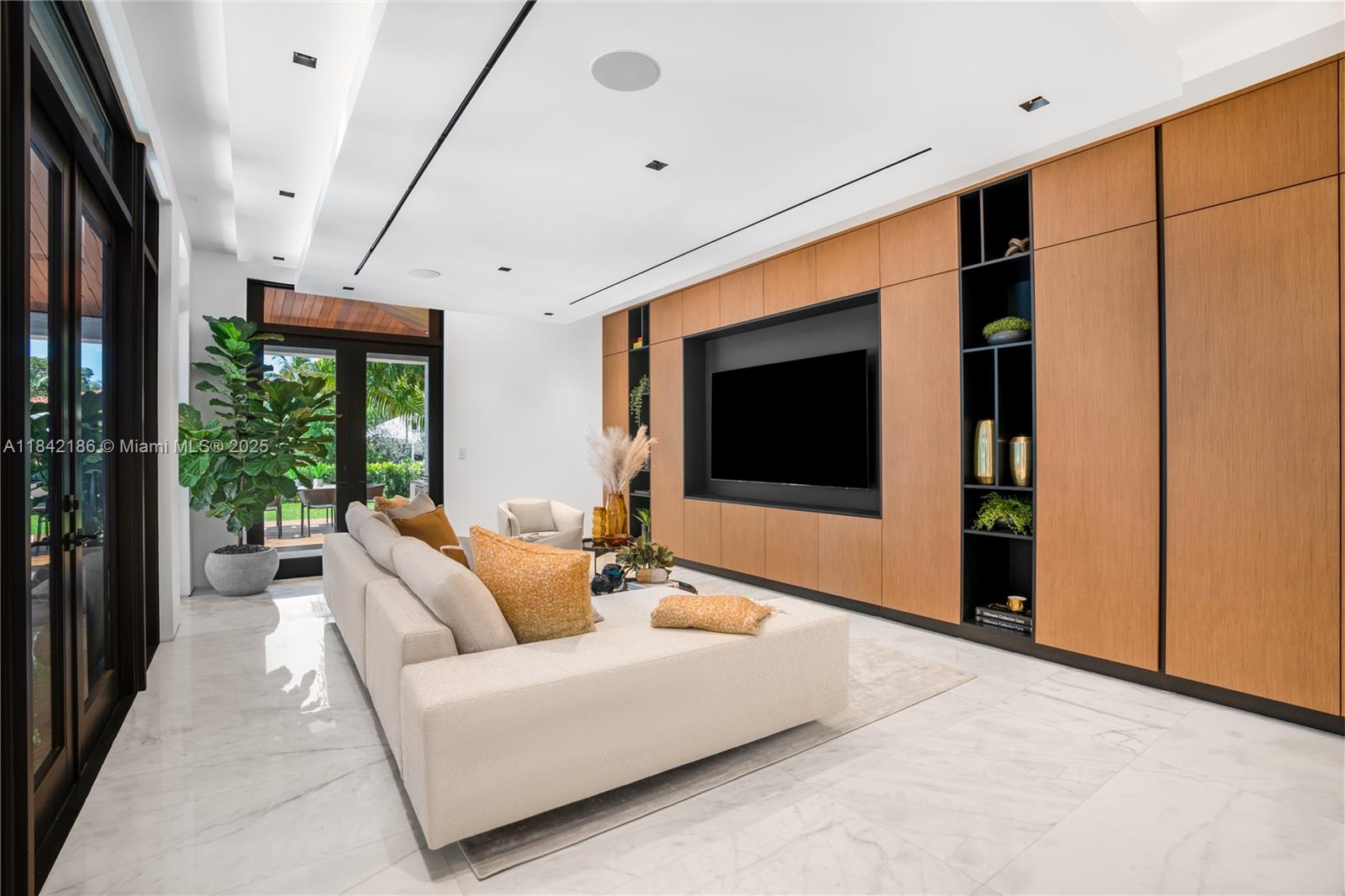 BAY POINT - Residential