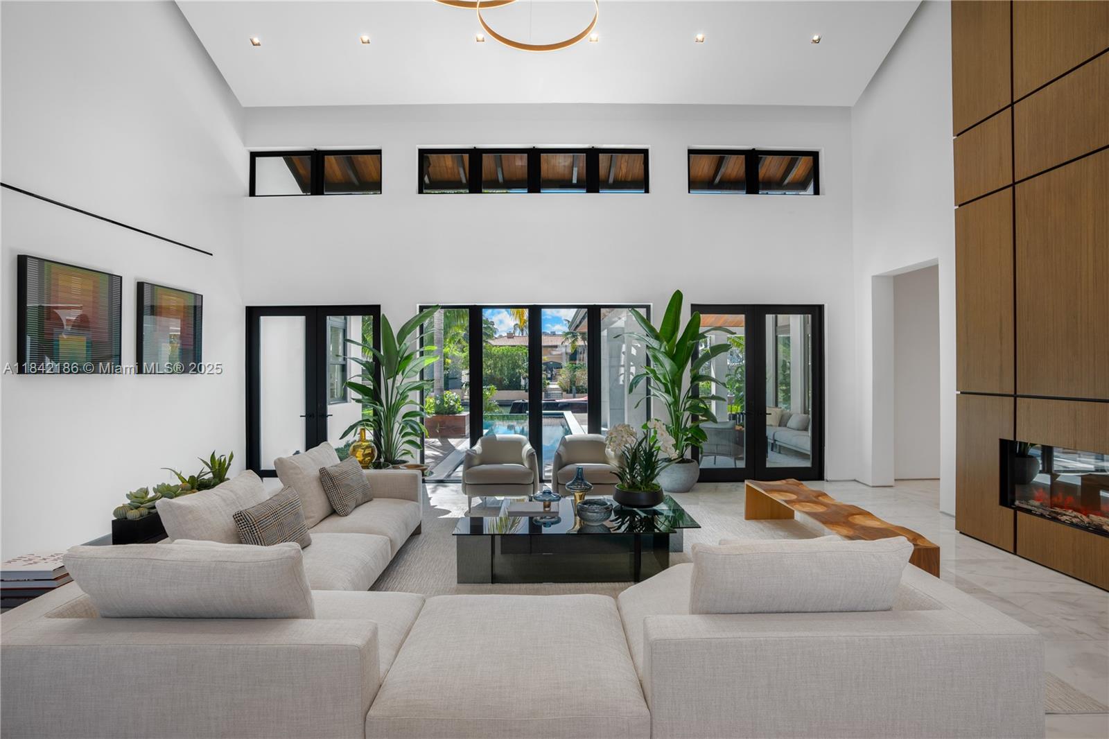 BAY POINT - Residential