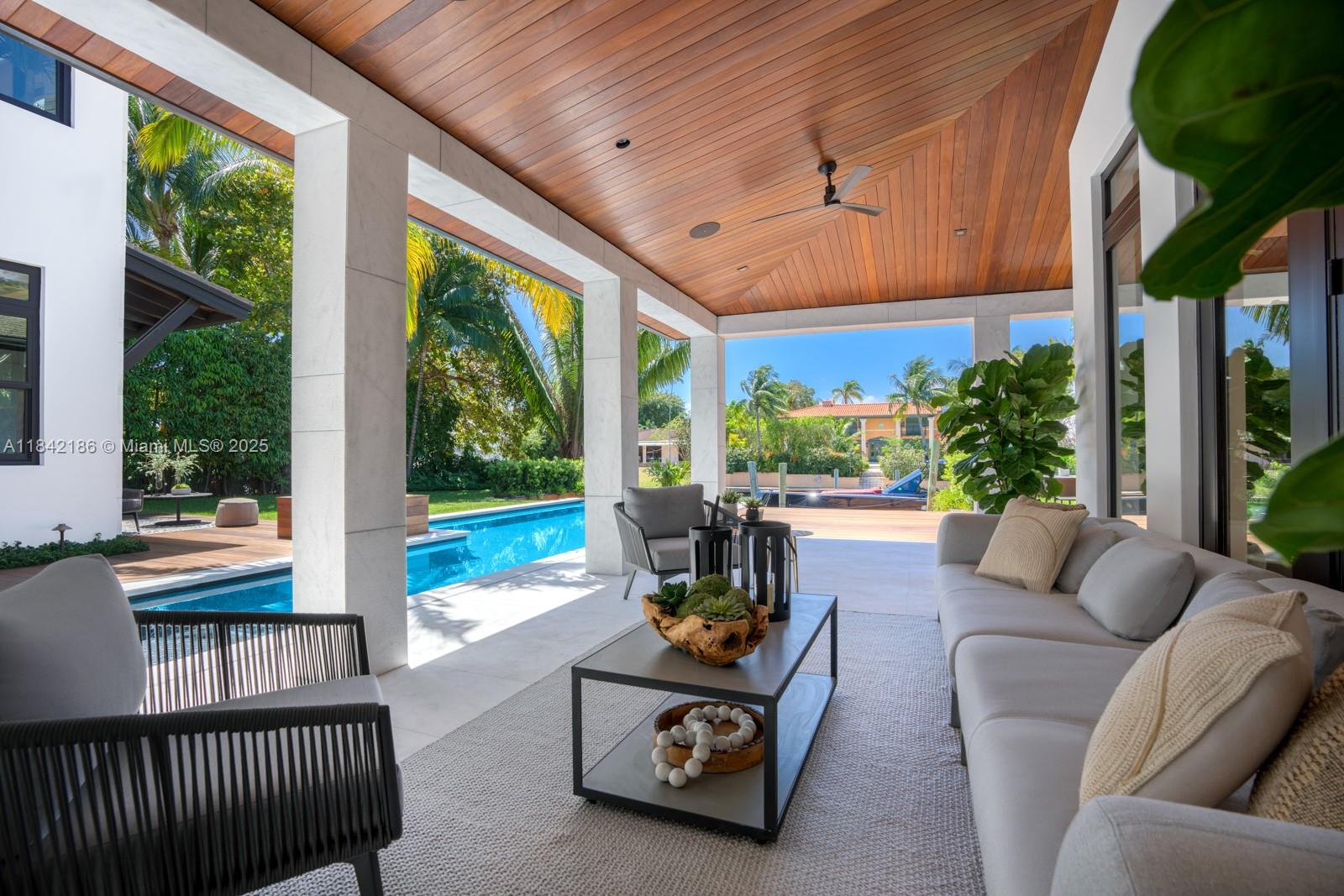BAY POINT - Residential
