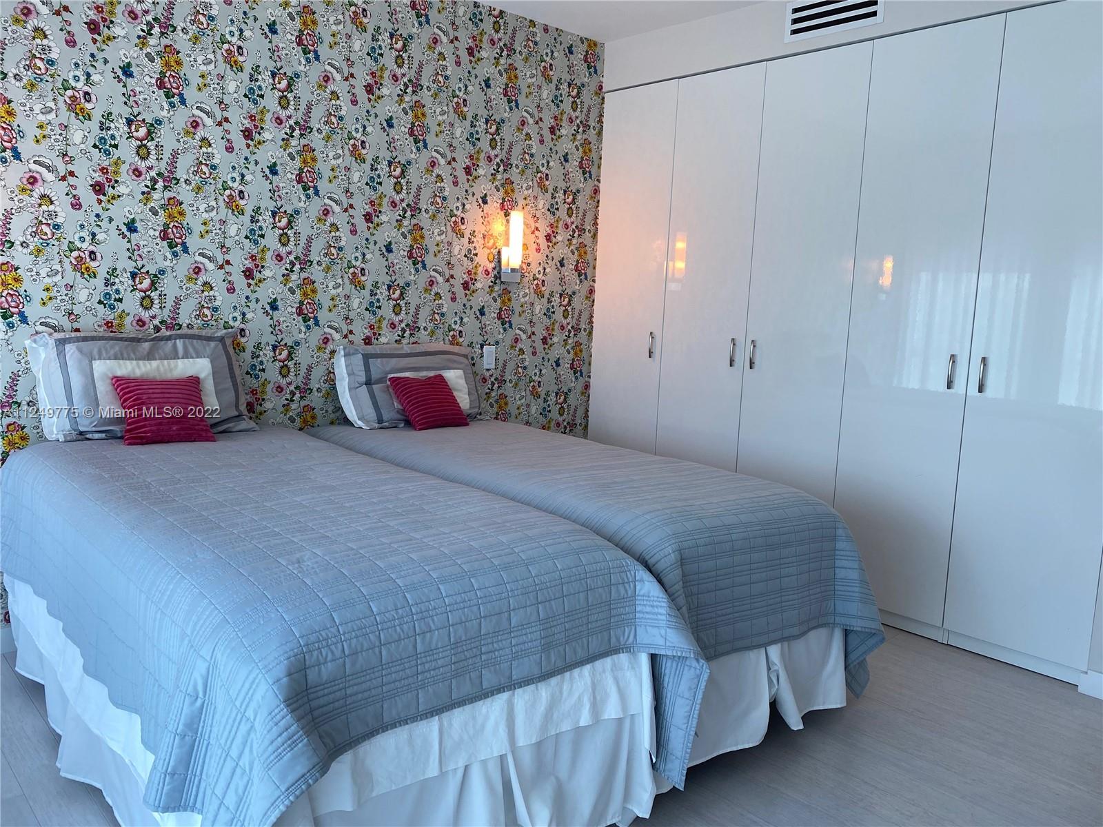 CRYSTAL HOUSE CONDO - Residential Lease