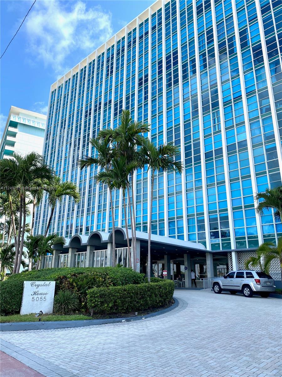 CRYSTAL HOUSE CONDO - Residential Lease