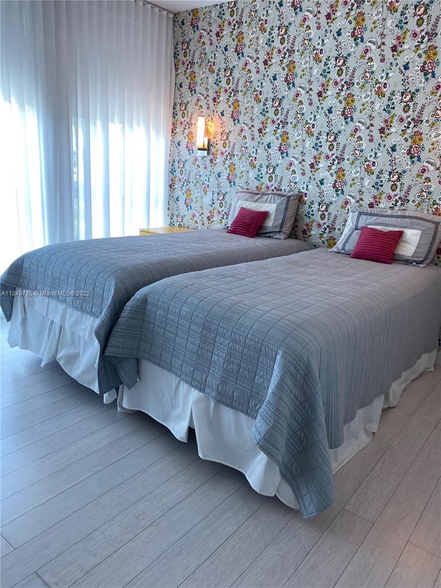 CRYSTAL HOUSE CONDO - Residential Lease
