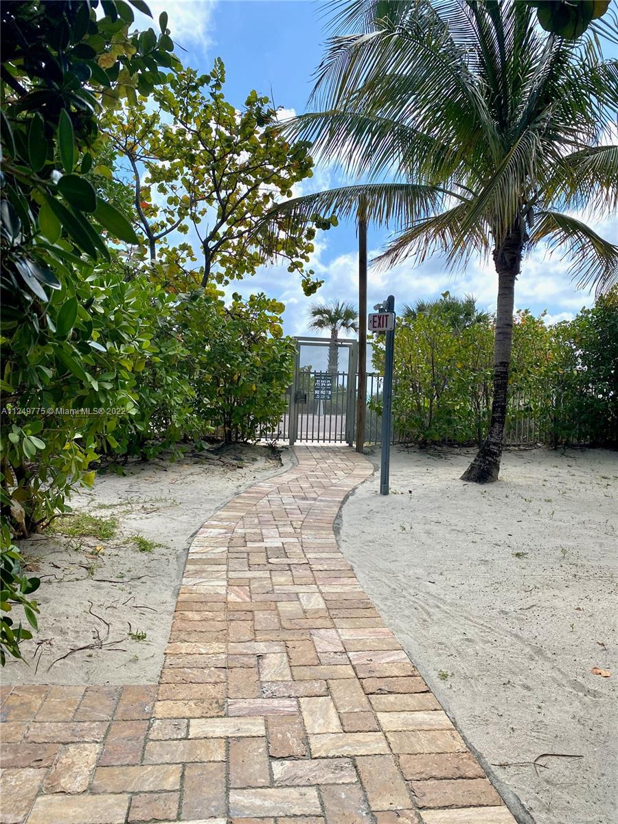 CRYSTAL HOUSE CONDO - Residential Lease
