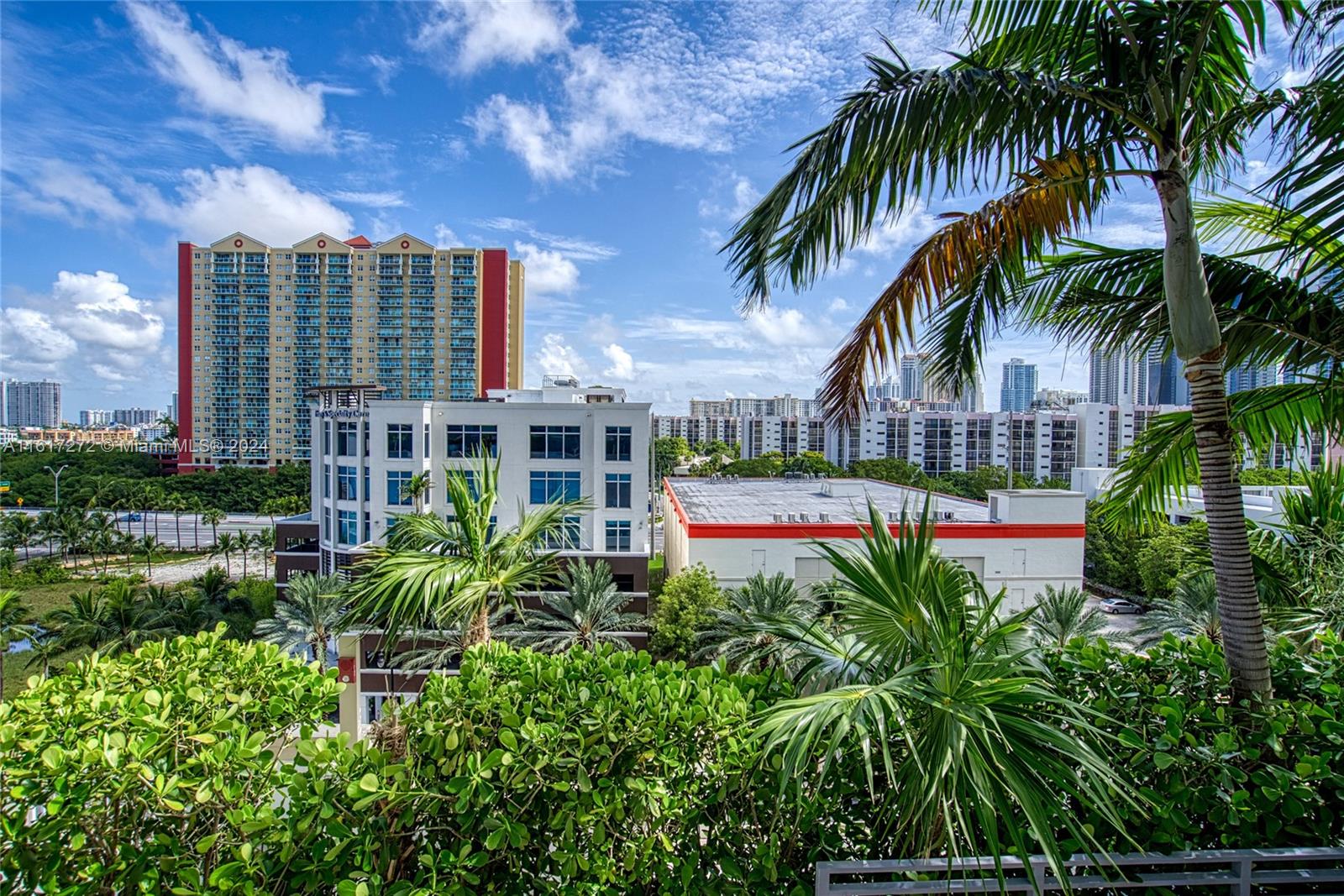 PARQUE TOWERS CONDO - Residential Lease