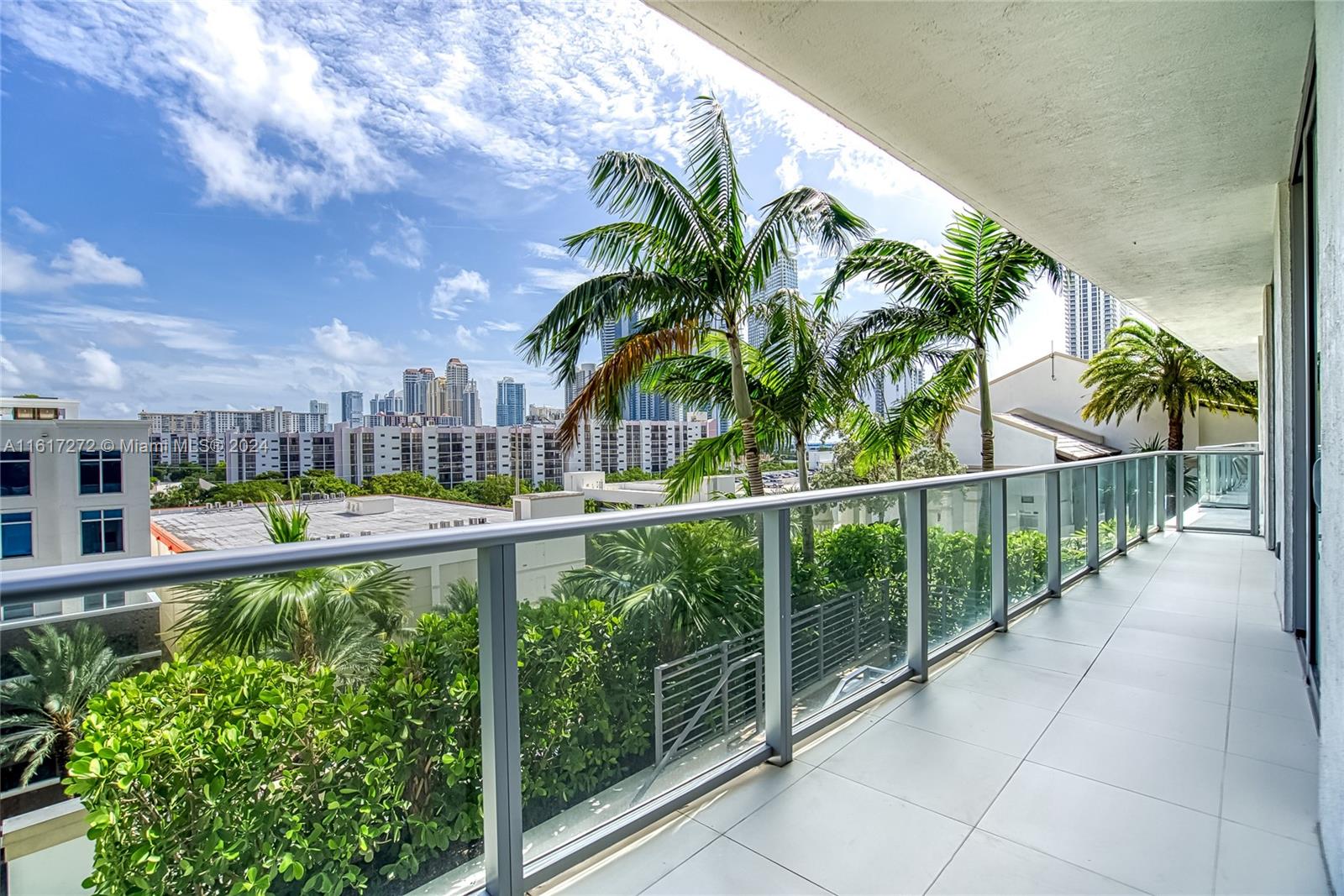 PARQUE TOWERS CONDO - Residential Lease