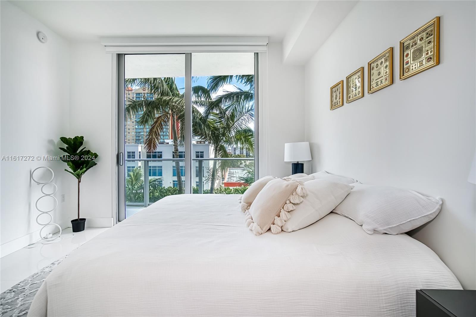 PARQUE TOWERS CONDO - Residential Lease
