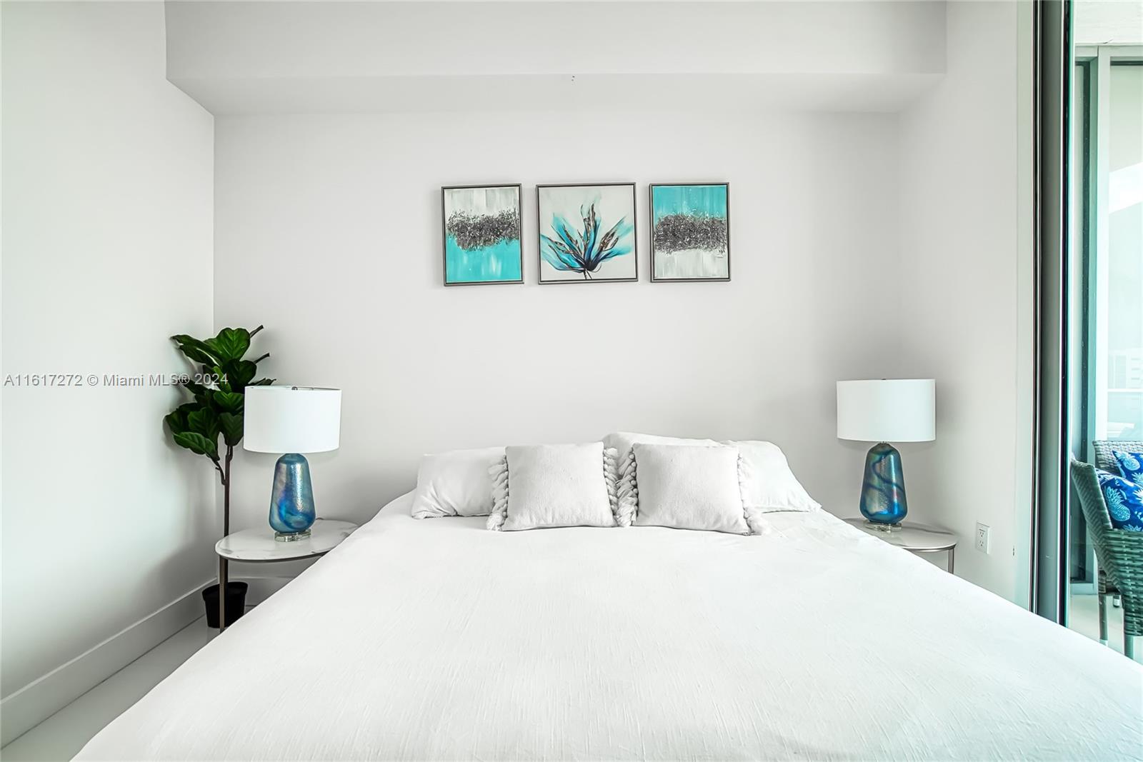 PARQUE TOWERS CONDO - Residential Lease