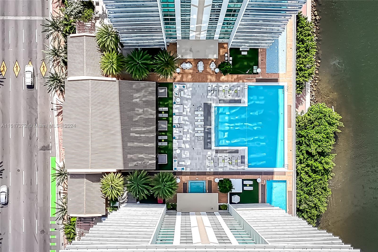 PARQUE TOWERS CONDO - Residential Lease