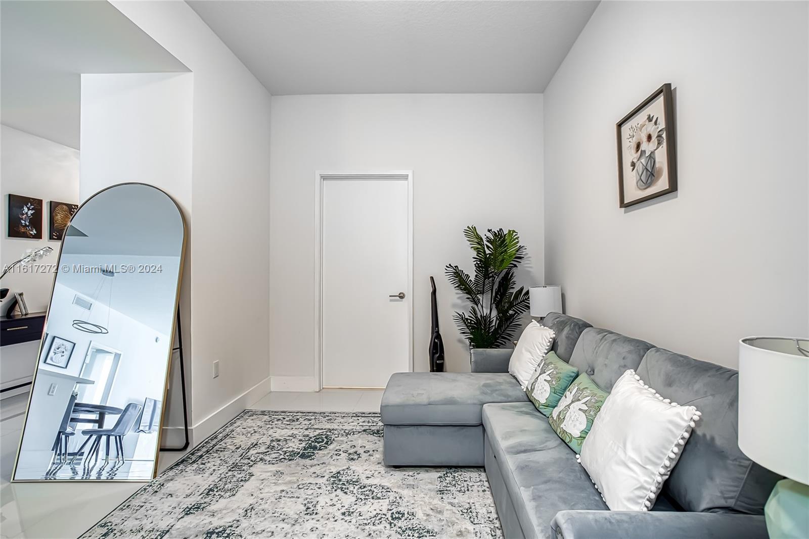 PARQUE TOWERS CONDO - Residential Lease