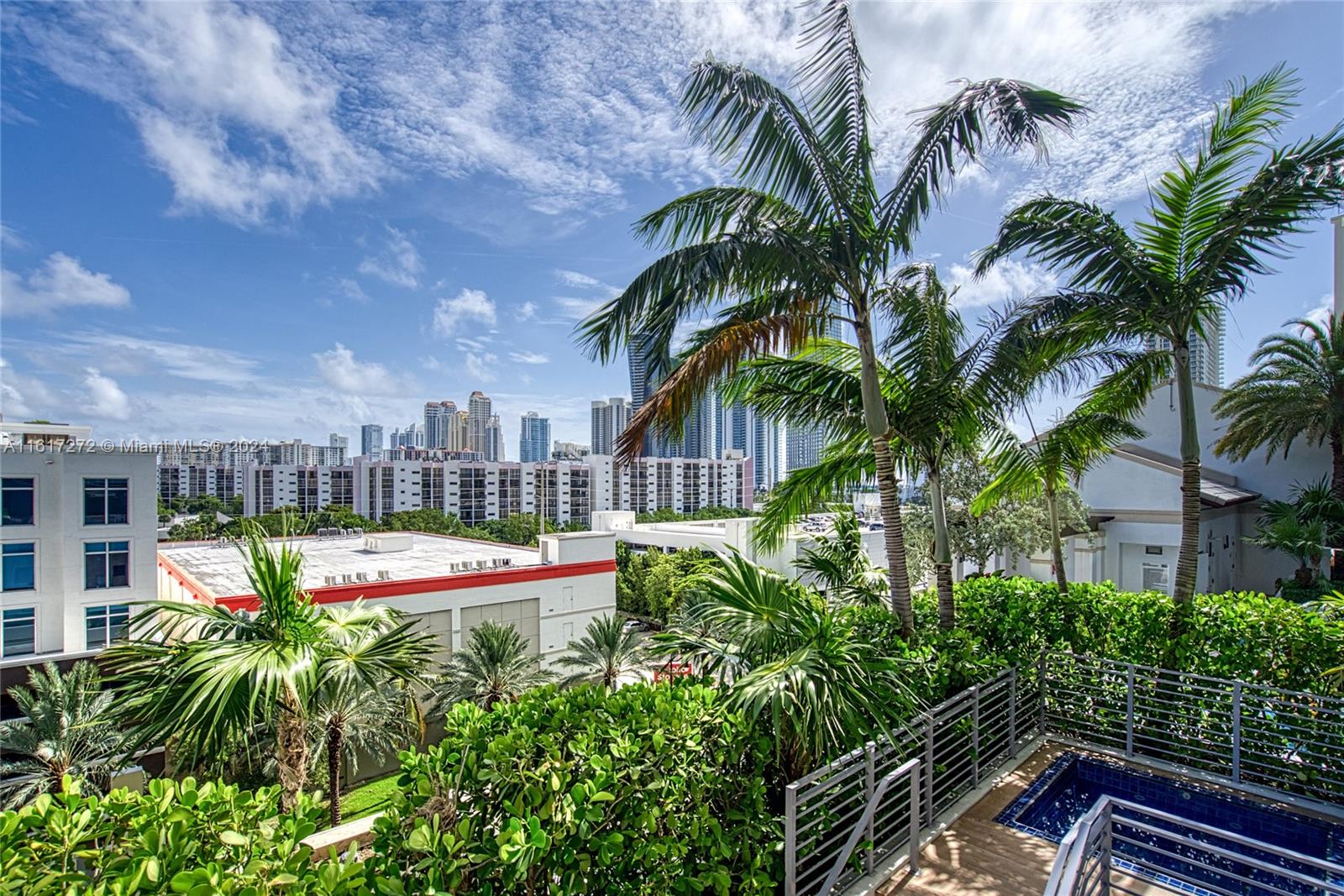 PARQUE TOWERS CONDO - Residential Lease