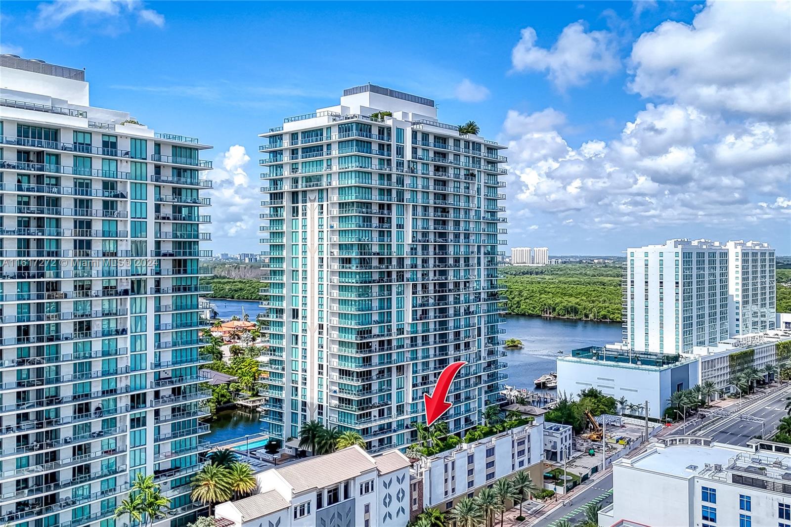 PARQUE TOWERS CONDO - Residential Lease
