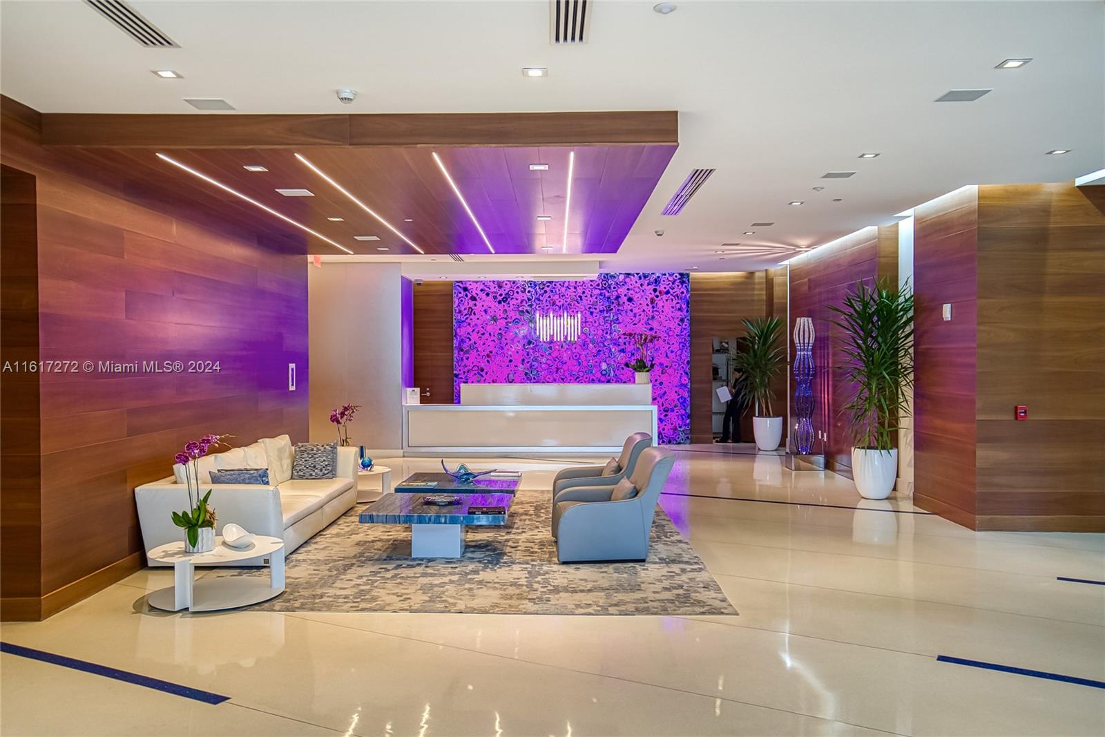 PARQUE TOWERS CONDO - Residential Lease