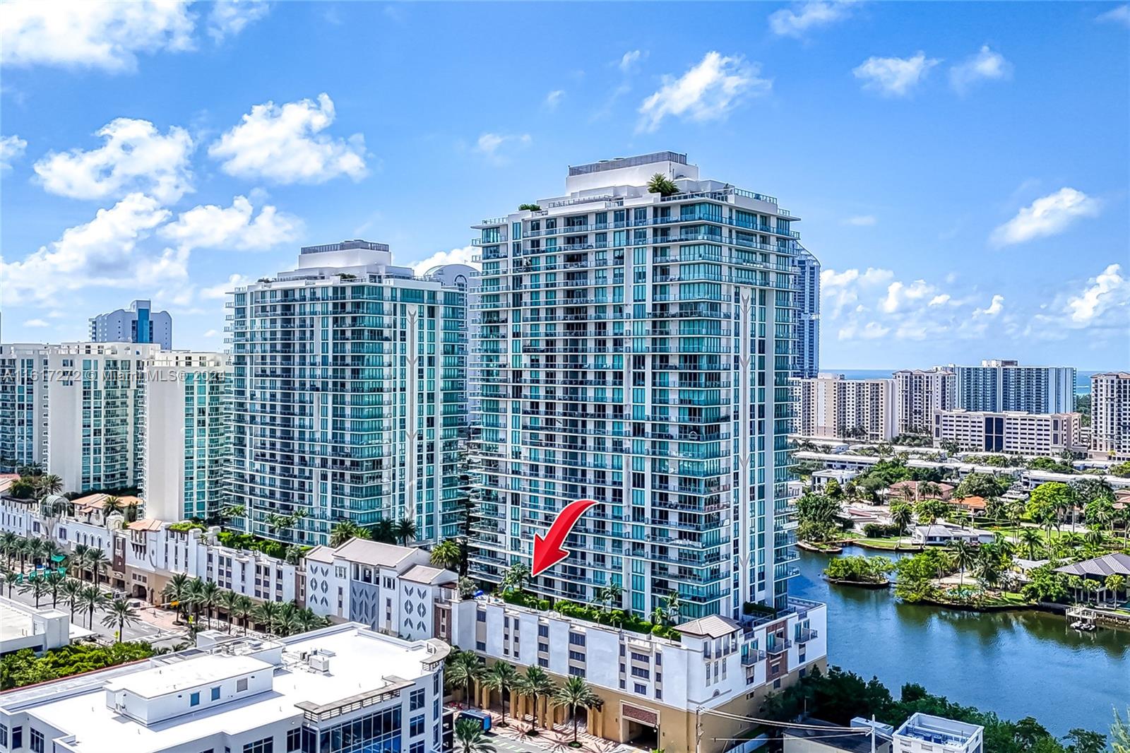 PARQUE TOWERS CONDO - Residential Lease