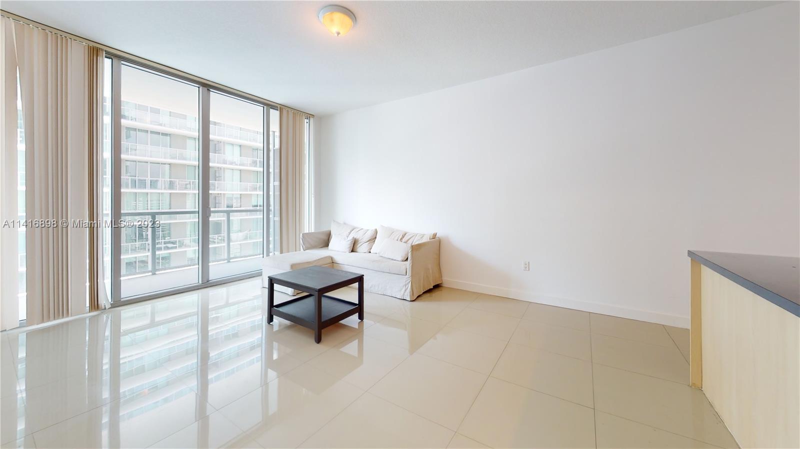 THE AXIS ON BRICKELL II C - Residential Lease